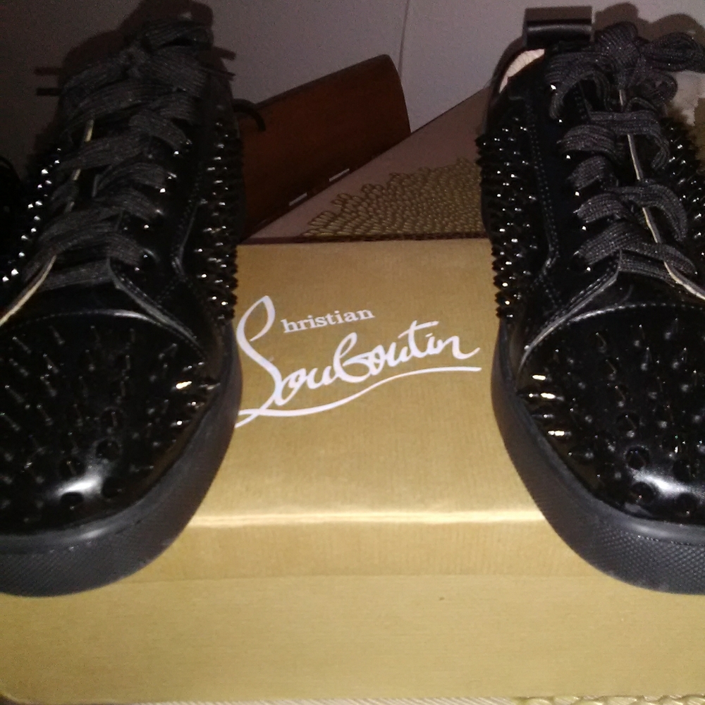 christian louboutin red bottoms